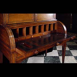 Fine mahogany Georgian cylinder desk   