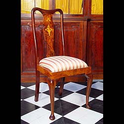 A set of 20th century Queen Anne style walnut dining chairs    