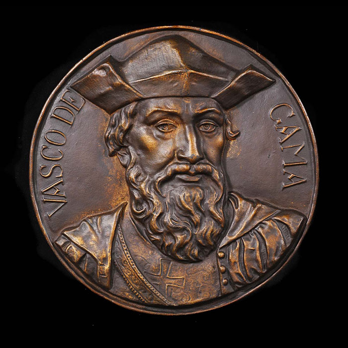 A cast iron antique portrait roundel of Vasco da Gama 