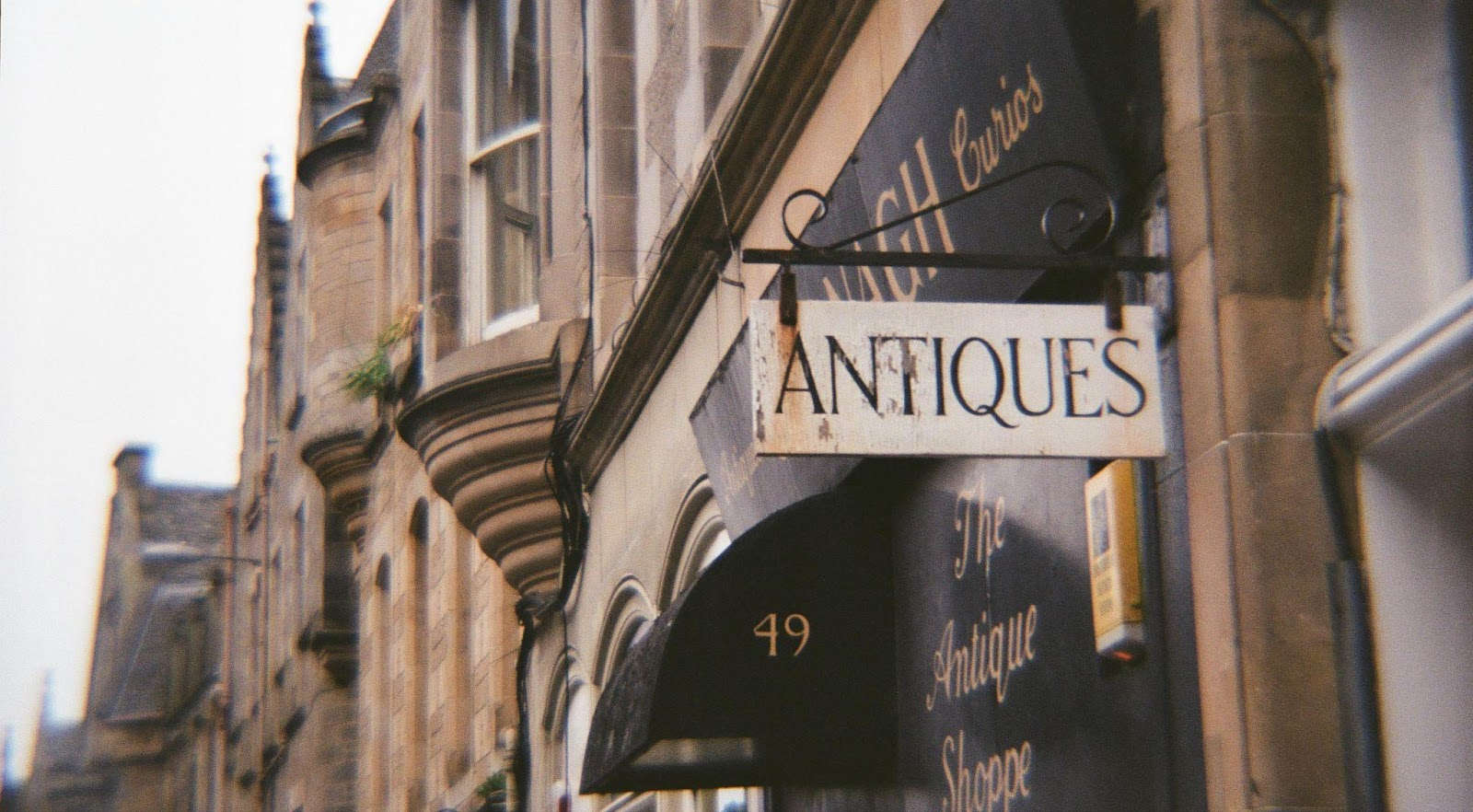 How to get your antiques valued: an in-depth guide to valuing antiques by Westland London